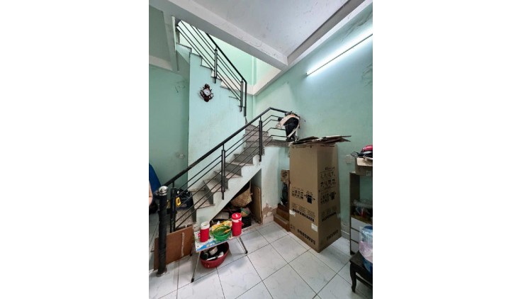 HIẾM- Bán nhà mặt tiền CHỢ NGUYỄN SƠN 46m2, 1Lầu, 5.55Tỷ
